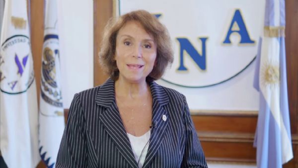 La Notaria argentina Cristina Noemi Armella, es la nueva Presidenta de la Unin Internacional del Notariado Latino.
